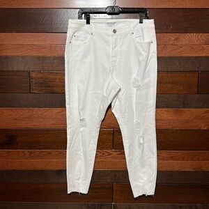 NWOT EN Jean Stretchy White Distressed Skinny Ankle Jeans